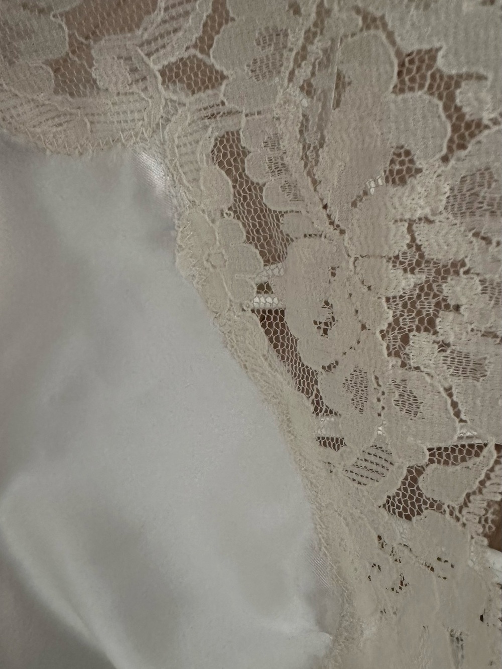 Vintage Victoria’s Secret GOLD label camisole - Picture 6 of 15